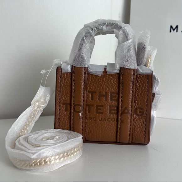 Marc Jacobs Handbags - New Marc Jacobs Nano Tote Crossbody Bag